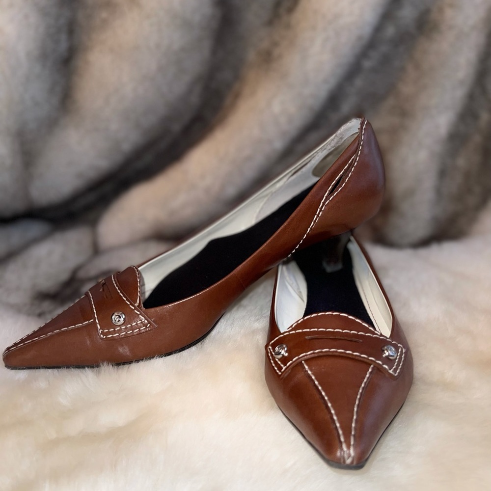 Brown heels 8.5